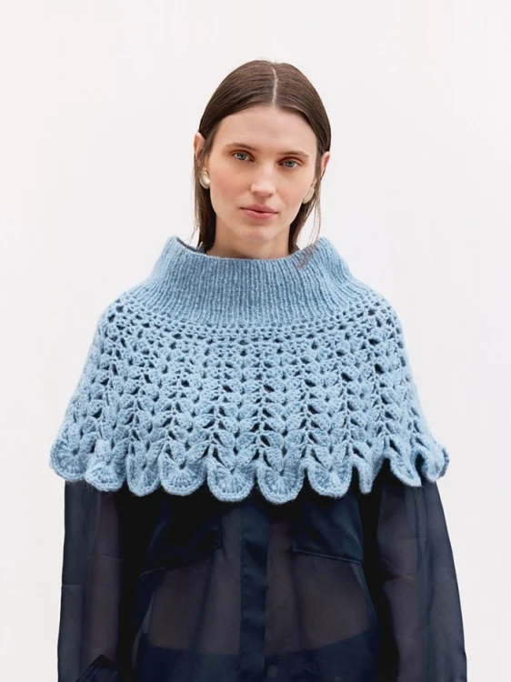 Wzór szydełko i druty Sandnes Garn Flowerfield Poncho 2606_15 - w języku angielskim