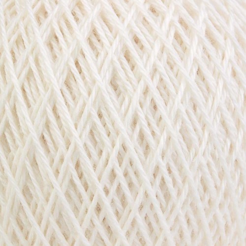 Kordonek Kaja 15 / 30 g / 0000 ecru