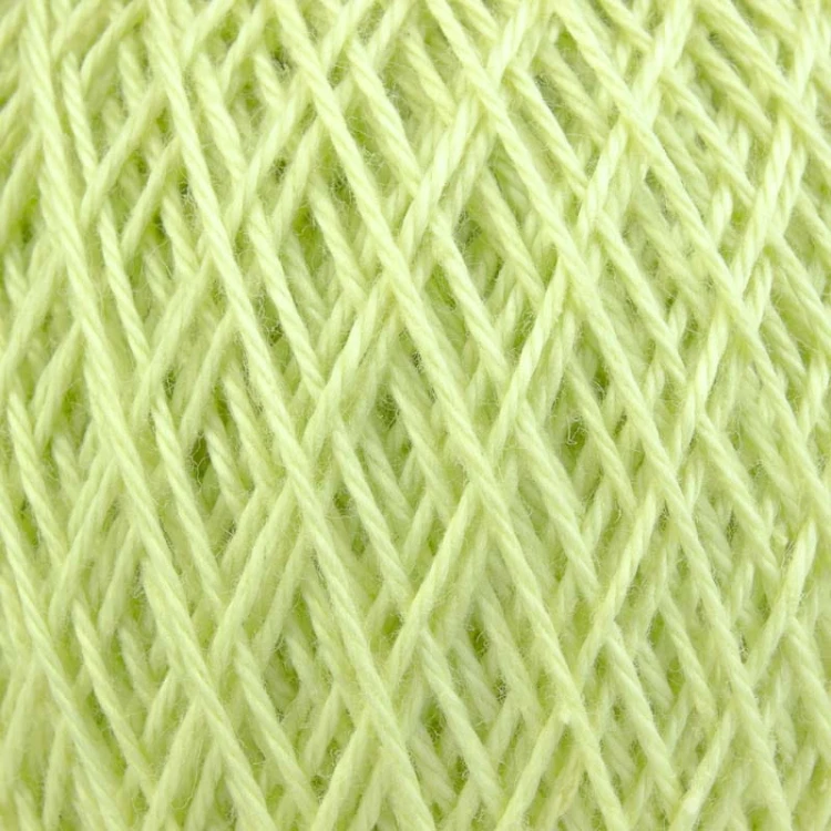Kordonek Kaja 15 / 30 g / 312 jasna pistacja