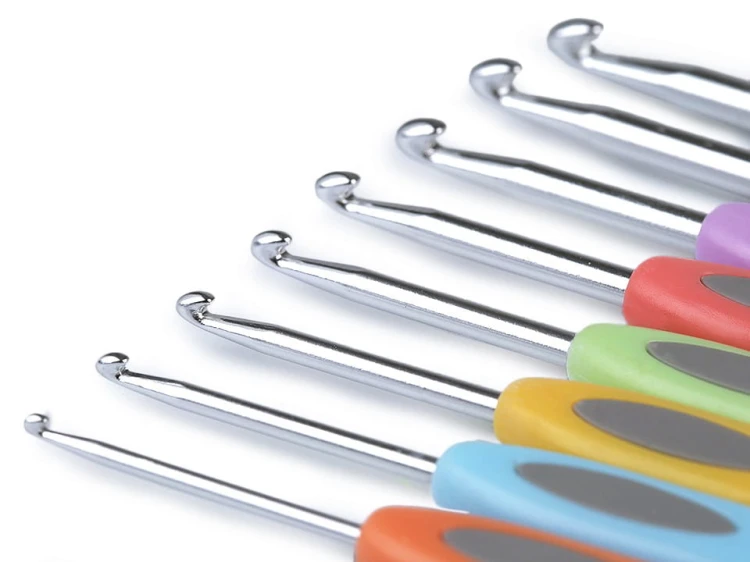 Zestaw szydełek z ergonomiczną rączką 2,5-6,0 mm / 8 sztuk