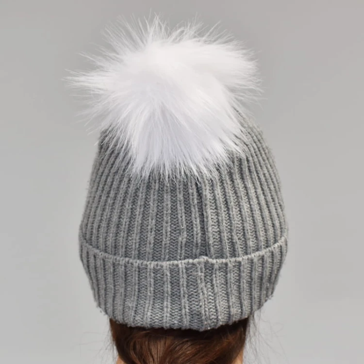 Pompon do czapki 12 cm / P-03 / biel