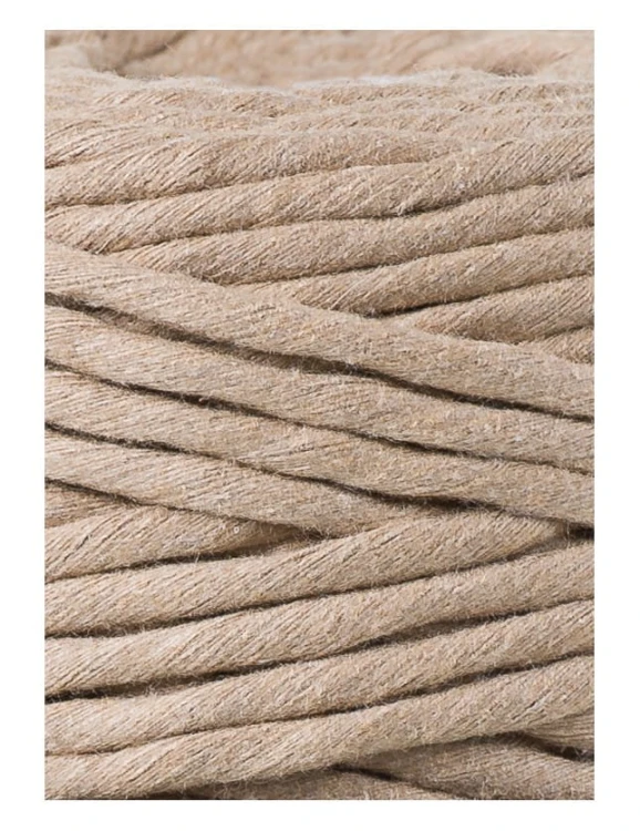 Sznurek skręcany bawełniany Bobbiny Macrame Cord / Piaskowy / Sand / 5mm / 100m
