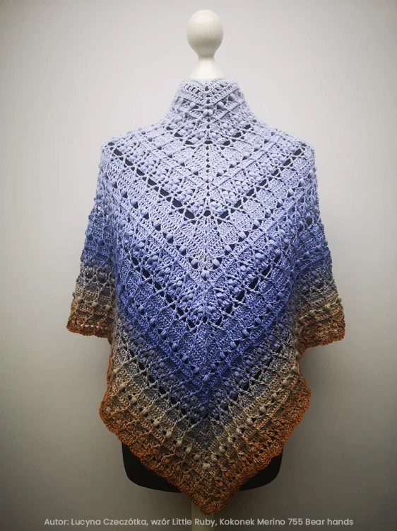 Autor Lucyna Czeczótka wzór Little Ruby Kokonek Merino 755 Bear hands