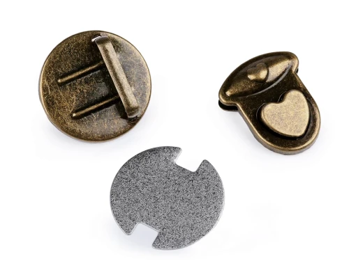 Zapięcie do torebki / serce / stary mosiądz / 30x32 mm / 2 szt / 060955