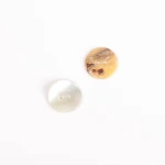 Guzik Drops masa perłowa / wklęsły / biały /  15 mm / 521