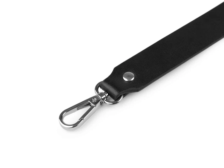 Uchwyt / rączka do torby z eko skóry z karabińczykiem / 108 cm / czerń-nikiel / 890715