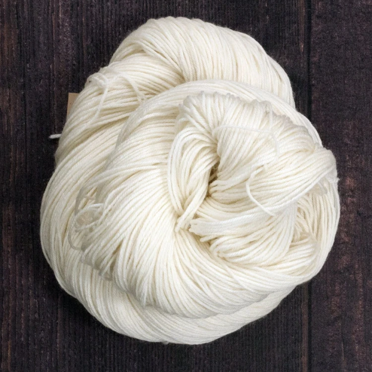 Profesjonalna baza do farbowania Quarter Round / fingering  / 4ply