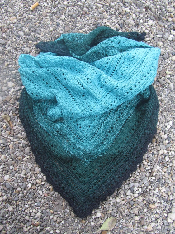 Autorka: Handmade by GrażkaM 
Wzór: Banitka by M.Bytnar